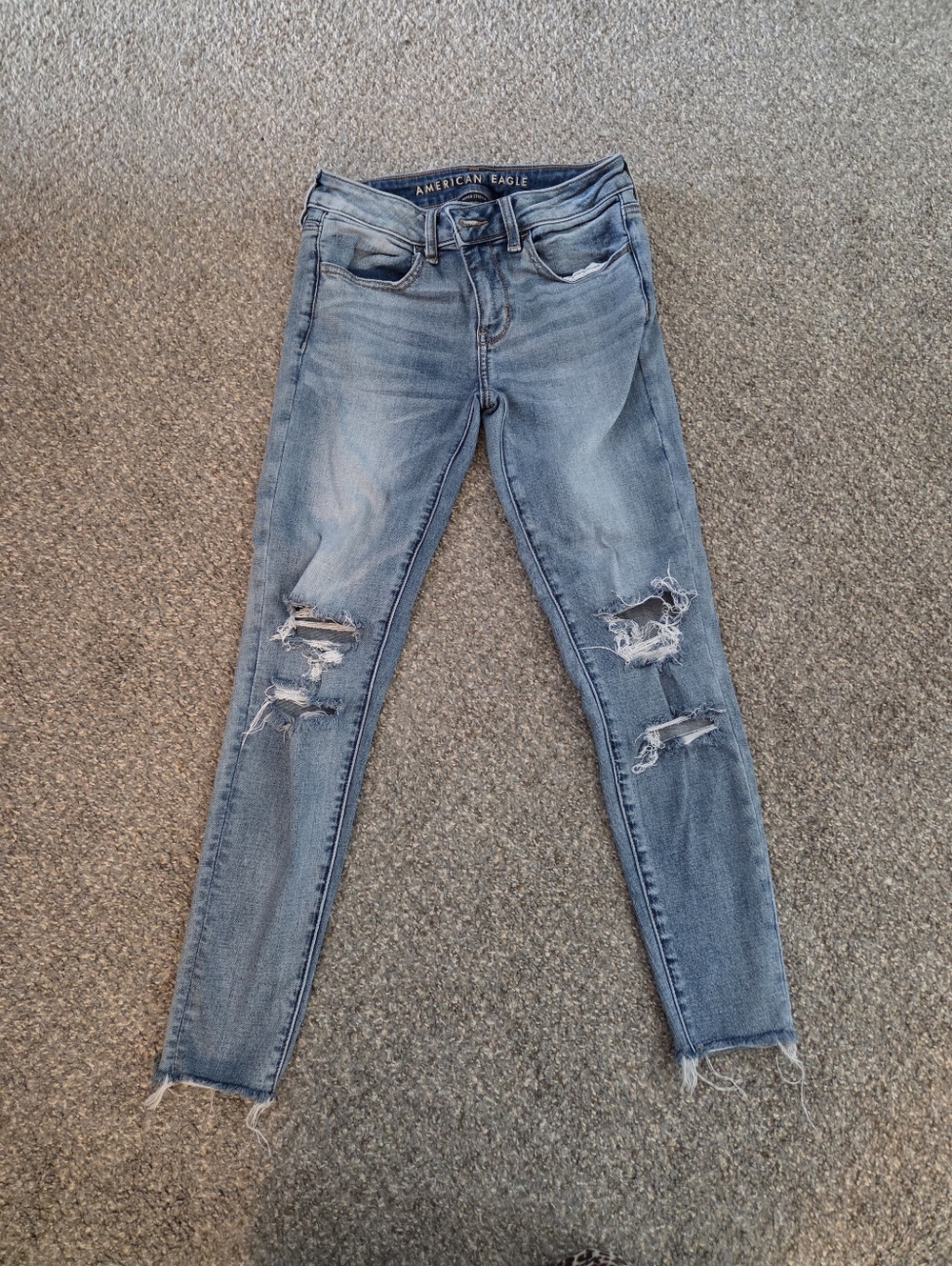 American Eagle Outfitters Women's Light Blue Distressed Jeggings